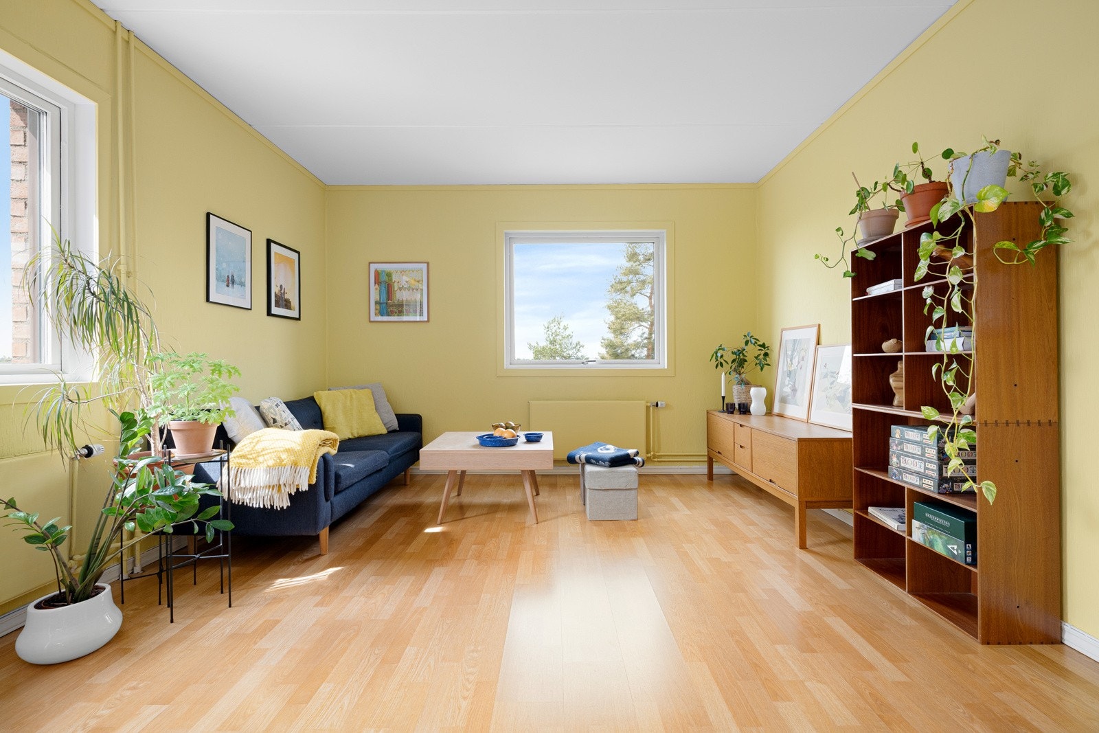 Stuen har gode møbleringsmuligheter. Galleribilde