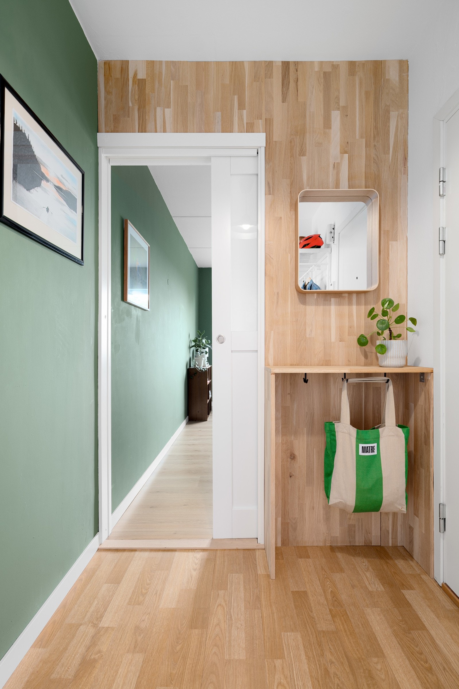 Her er det plass til ulike oppbevaringsmuligheter. Galleribilde