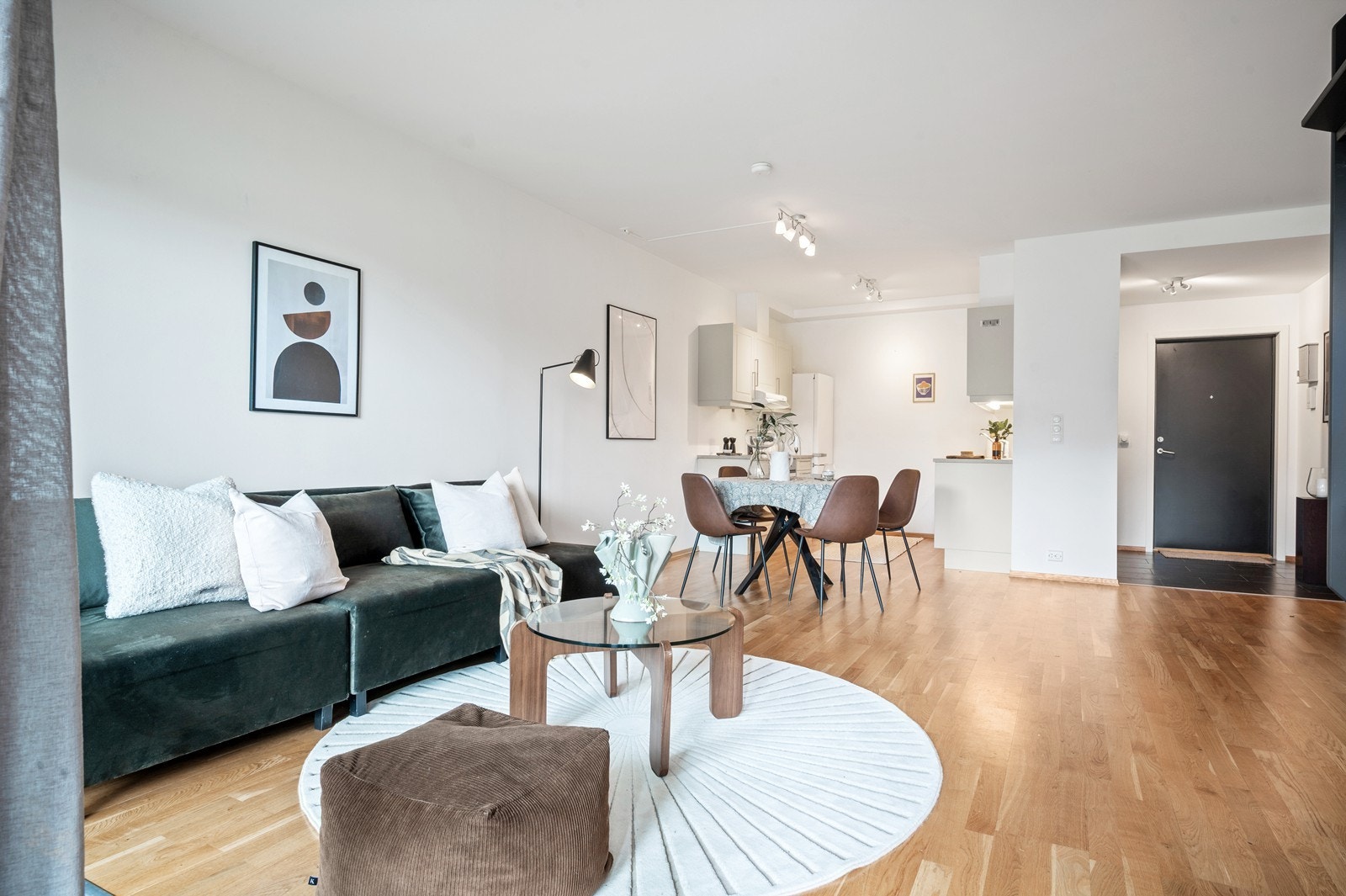 Leiligheten varmes opp med vannbåren gulvvarme Galleribilde