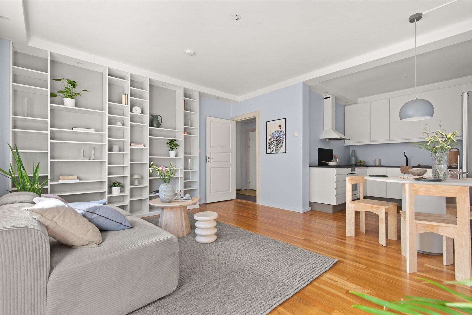 Krogsveen v/Simen Istre Grevskott har gleden av å presentere Dælenenggata 16A. Galleribilde