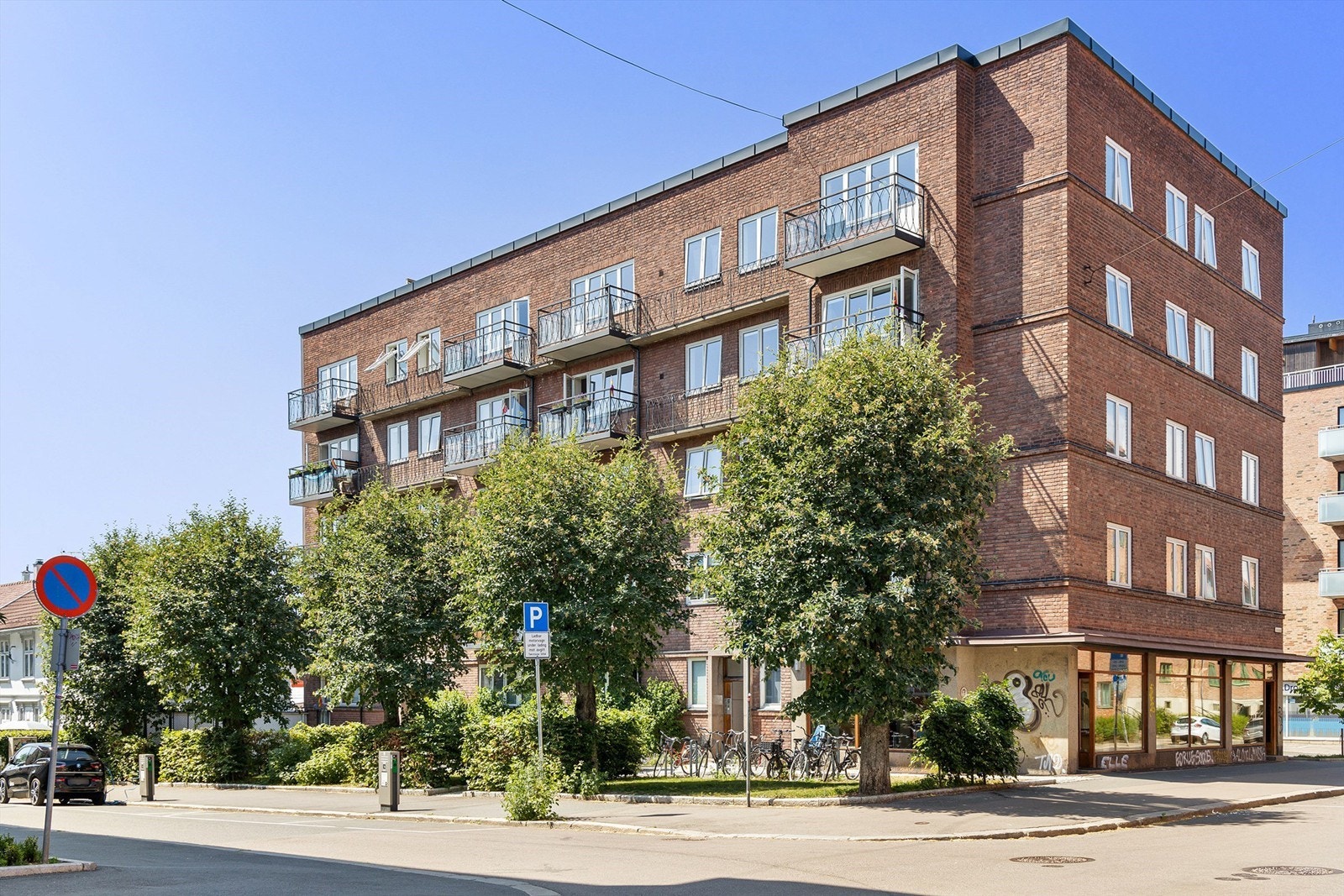 Leiligheten ligger på Rodeløkka som grenser til Grünerløkka i Grünerløkka bydel. Galleribilde