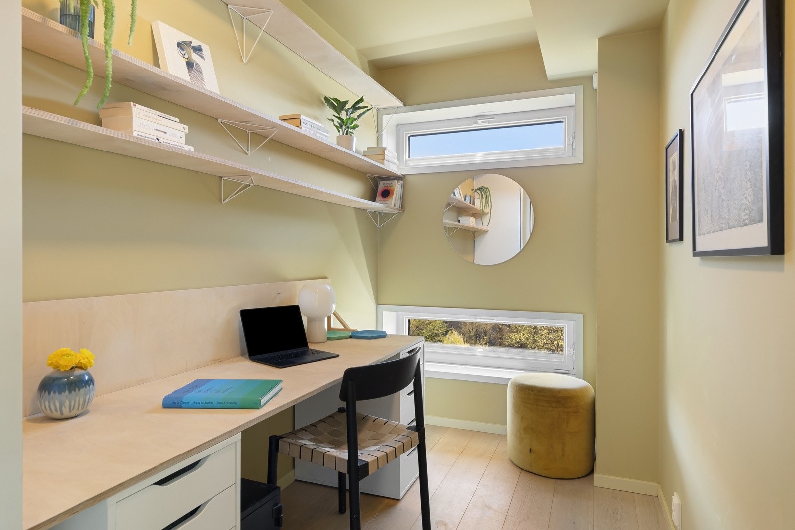 Soverom nr. 2 passer utmerket som et barnerom/gjesterom/kontor. Galleribilde