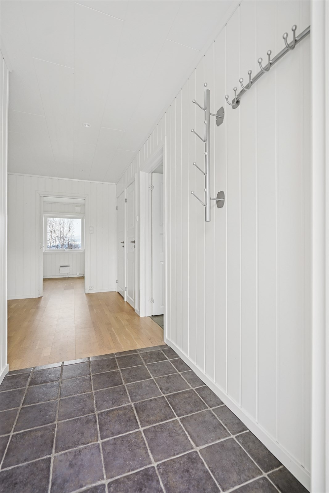 Entré i hovedetasjen - Velkommen inn! Galleribilde