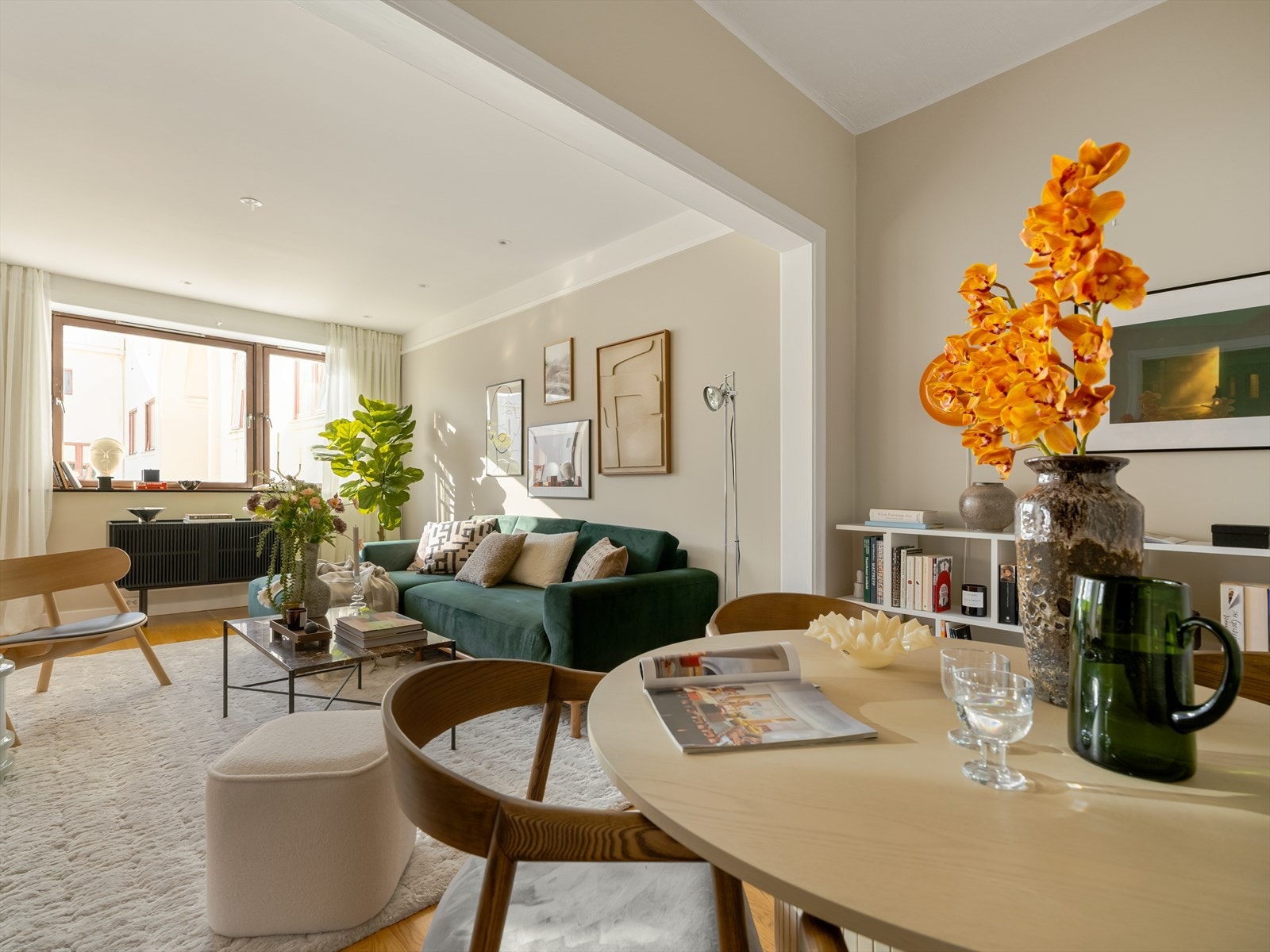 Sjarmerende 3-romsleilighet i et populært og koselig borettslag rett i nærheten av Bjølsenparken. Galleribilde