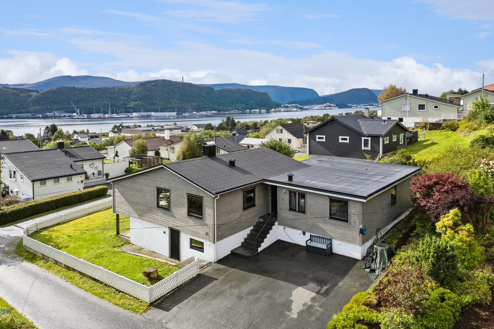 Husk påmelding til visning! Galleribilde