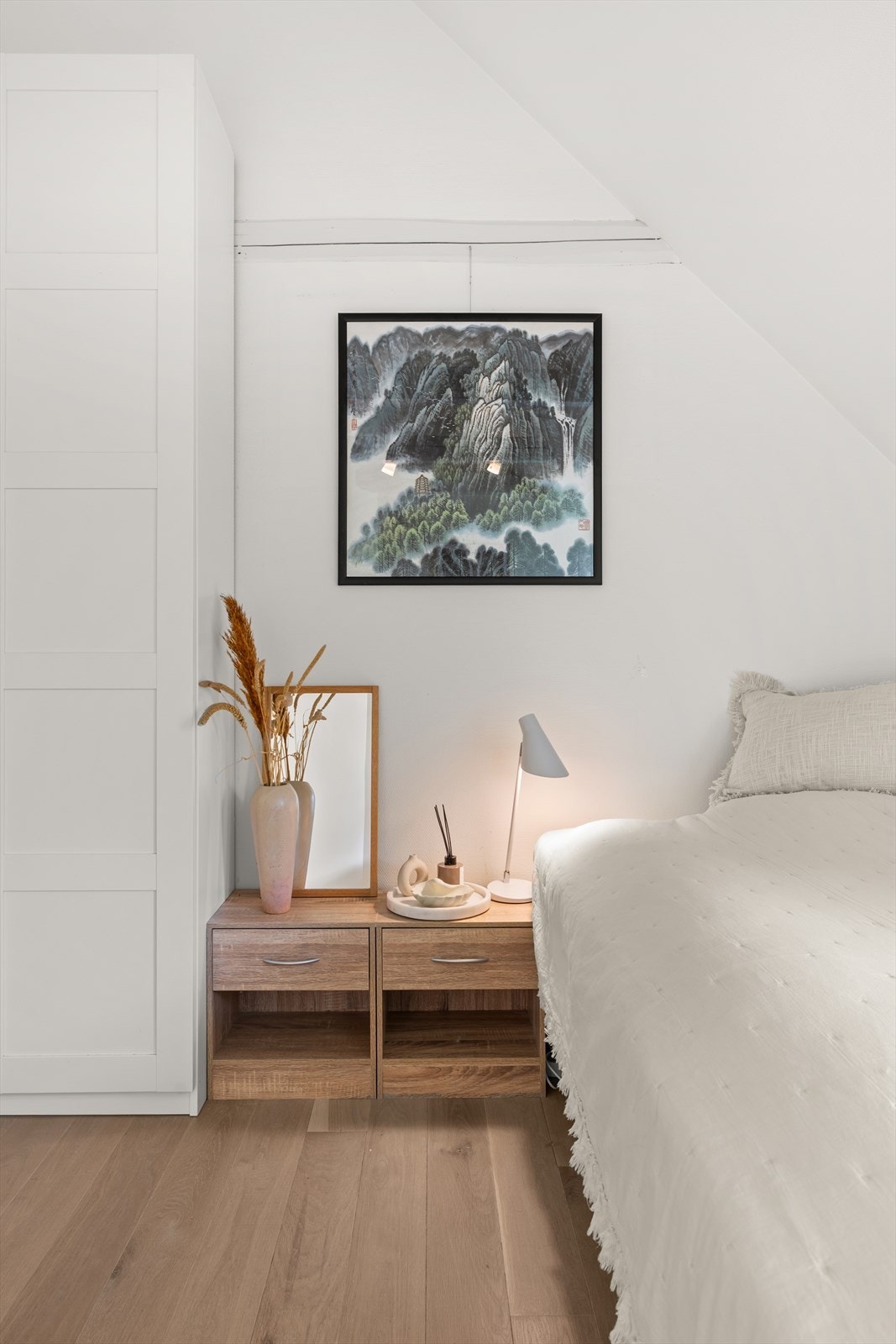 Rommet har en rolig og innbydende atmosfære, perfekt for avslapning og hvile. Galleribilde