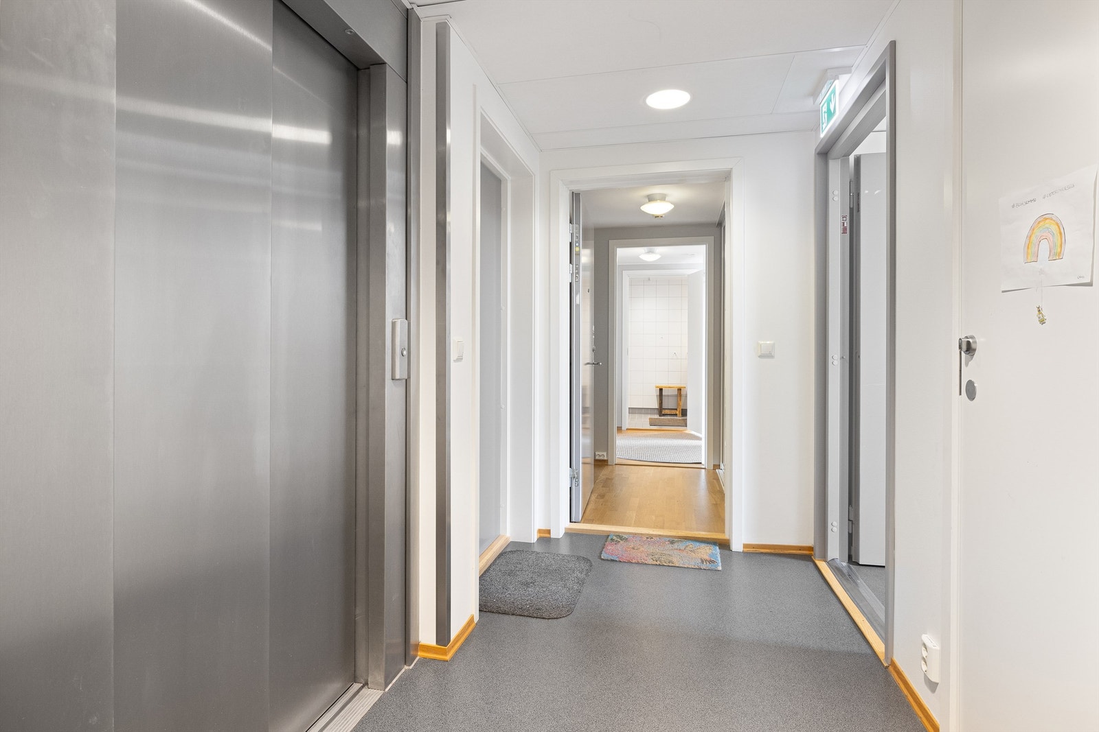 Heis opp til leiligheten Galleribilde