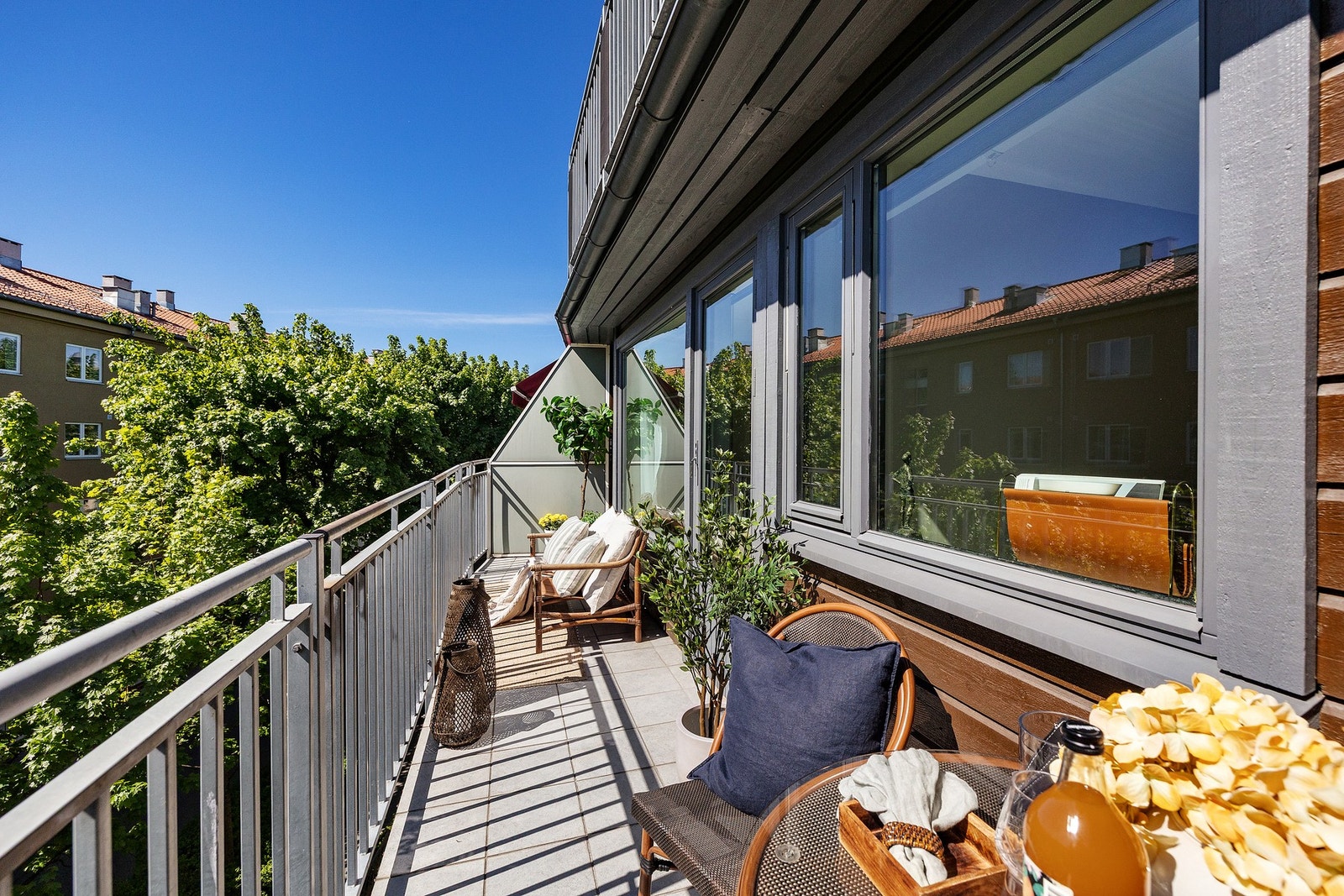 Det er god plass til å invitere til grill og hygge. Galleribilde