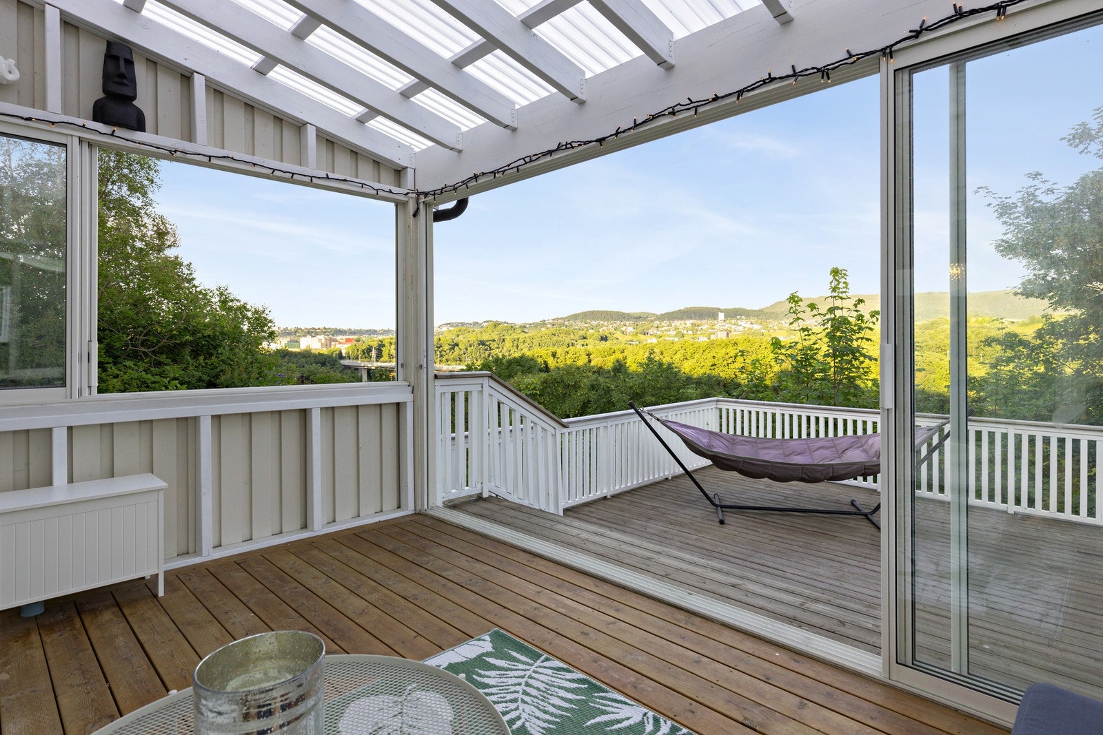 Vinterhagen er en flott utvidelse av spisestuen. Galleribilde