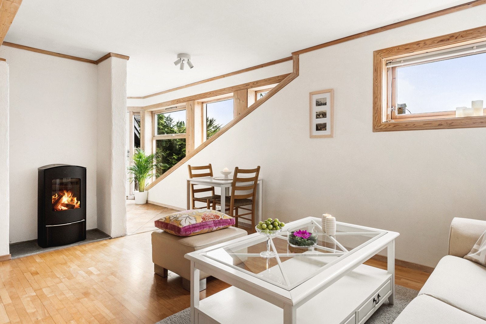 Effektiv og koselig peisovn. Galleribilde