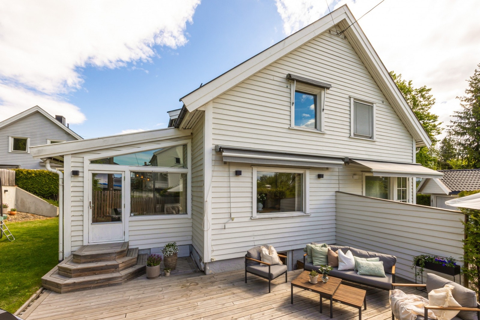 Solrik terrassplatting på 54 kvm, bygget i 2021. Galleribilde