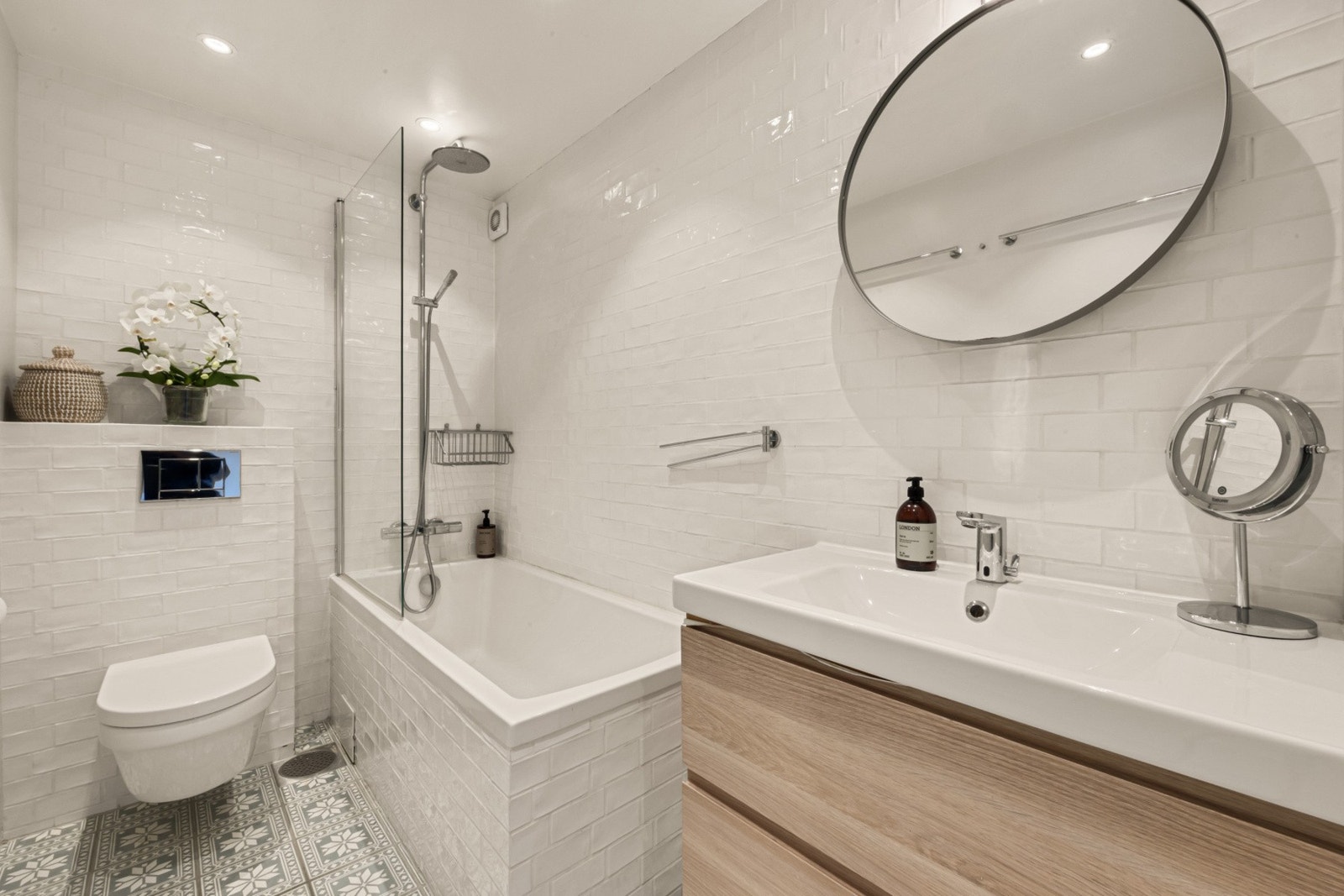 Delikat oppusset bad fra 2016. Galleribilde