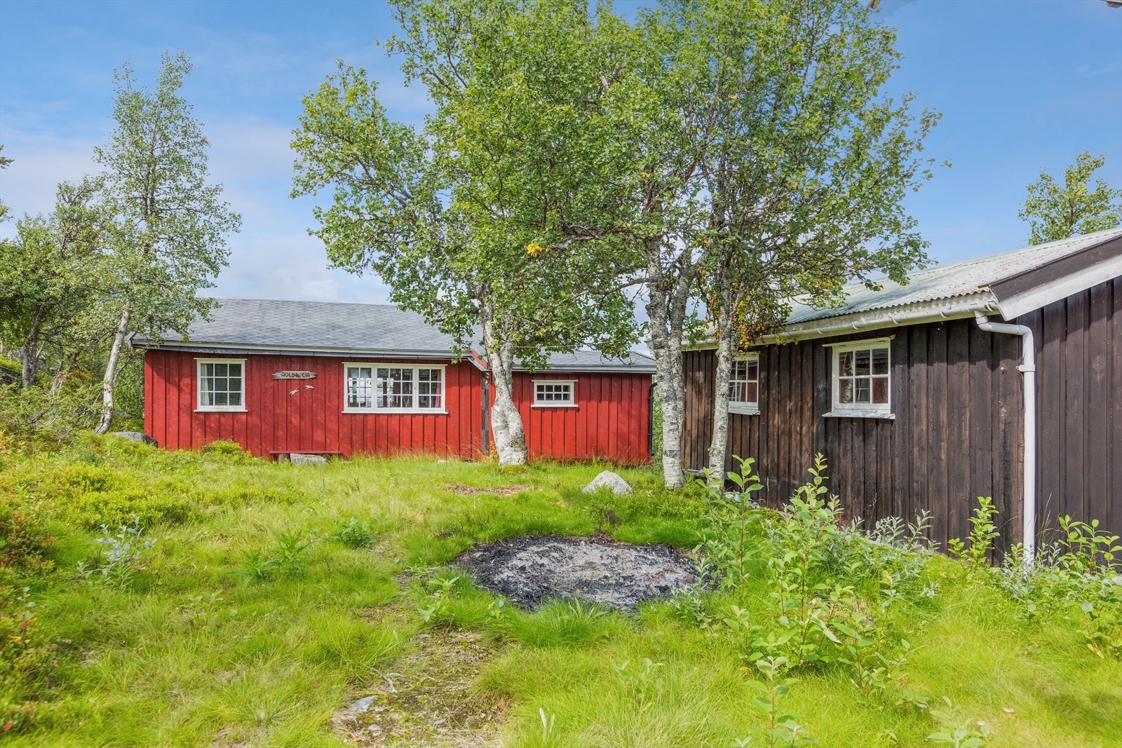 Her kan en nyte solrike dager omgitt av et fantastisk turterreng året rundt. Velkommen på visning! Galleribilde