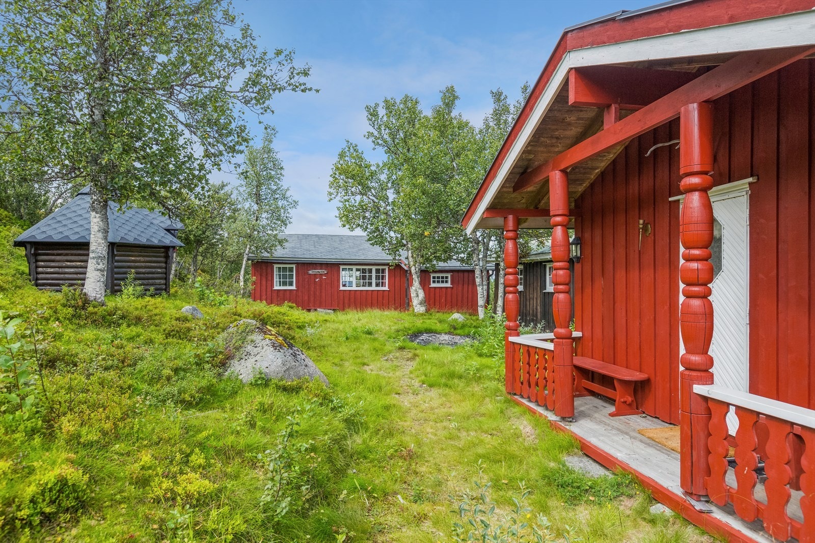 Søre Fjellstølen er et fint og populært hytteområde! Turer til Fiskebufjellet og Bjødalskampen passer for både store og små. Galleribilde