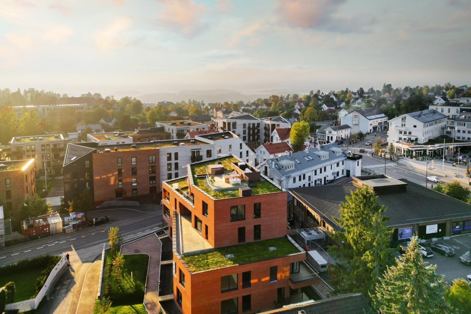 Svært sentral beliggenhet på Sæter. Egen privat takterrasse- velkommen til Sæter 15. Galleribilde