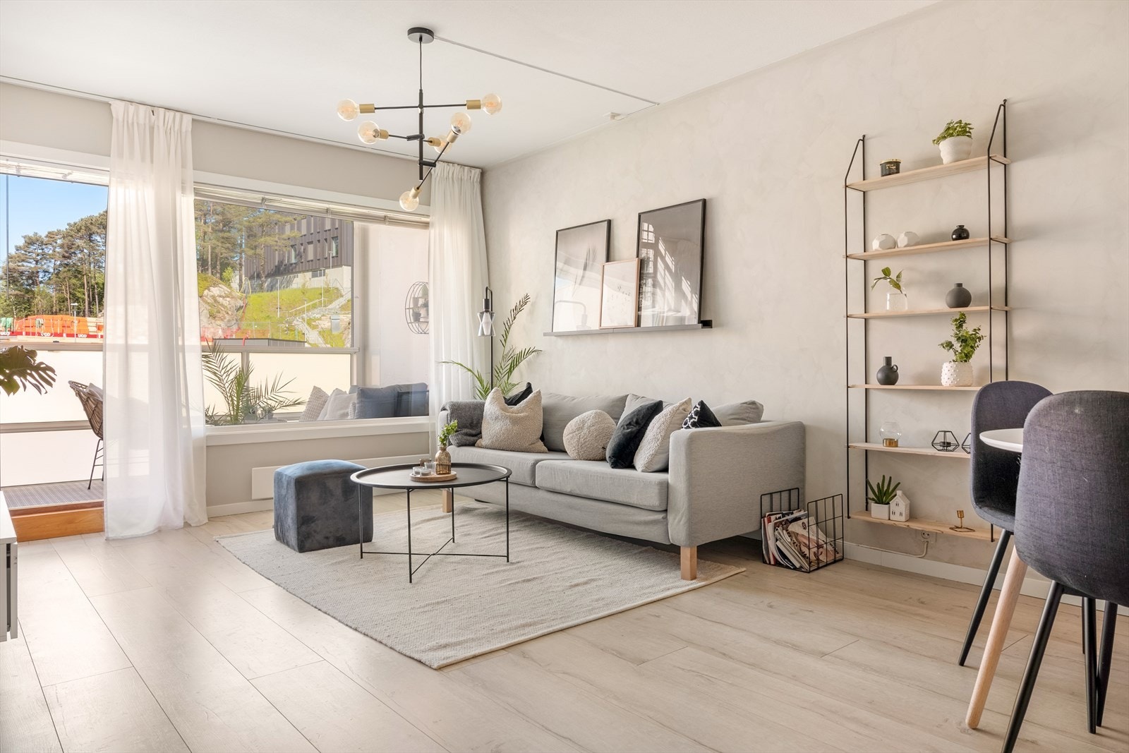 Aktiv Eiendomsmegling v/ Marius Hagen har gleden av å presentere Åsane senter 8. Galleribilde