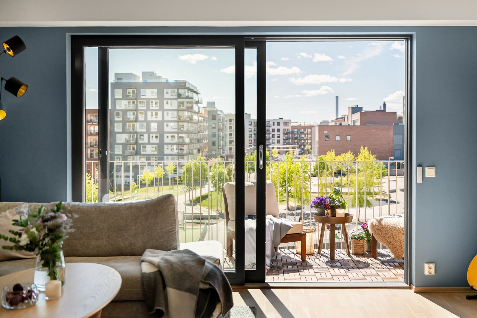 Her får du gleden av en herlig balkong med frodig utsyn. Galleribilde