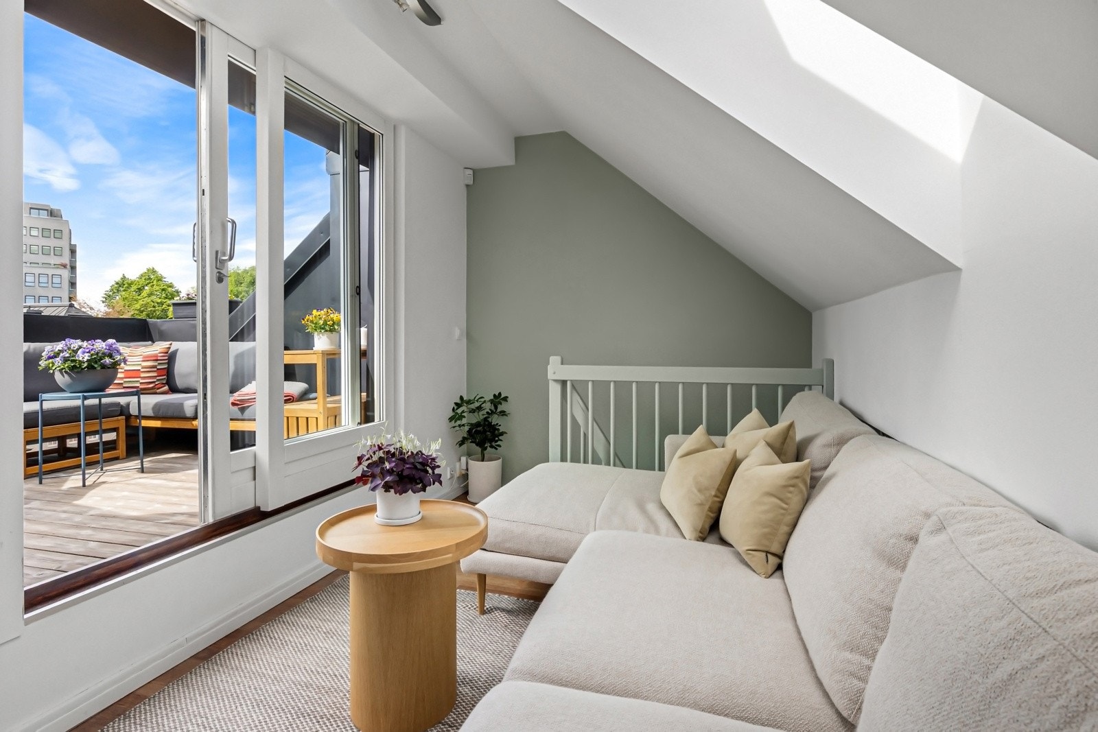 Rommet kan benyttes som et ekstra soverom (ikke byggemeldt/godkjent for varig opphold) Galleribilde