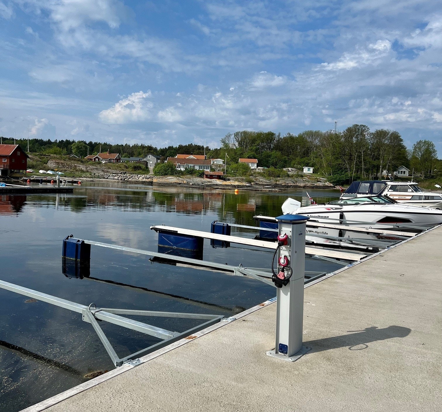 Bilde fra havna hvor det er mulighet for å leie båtplass Galleribilde