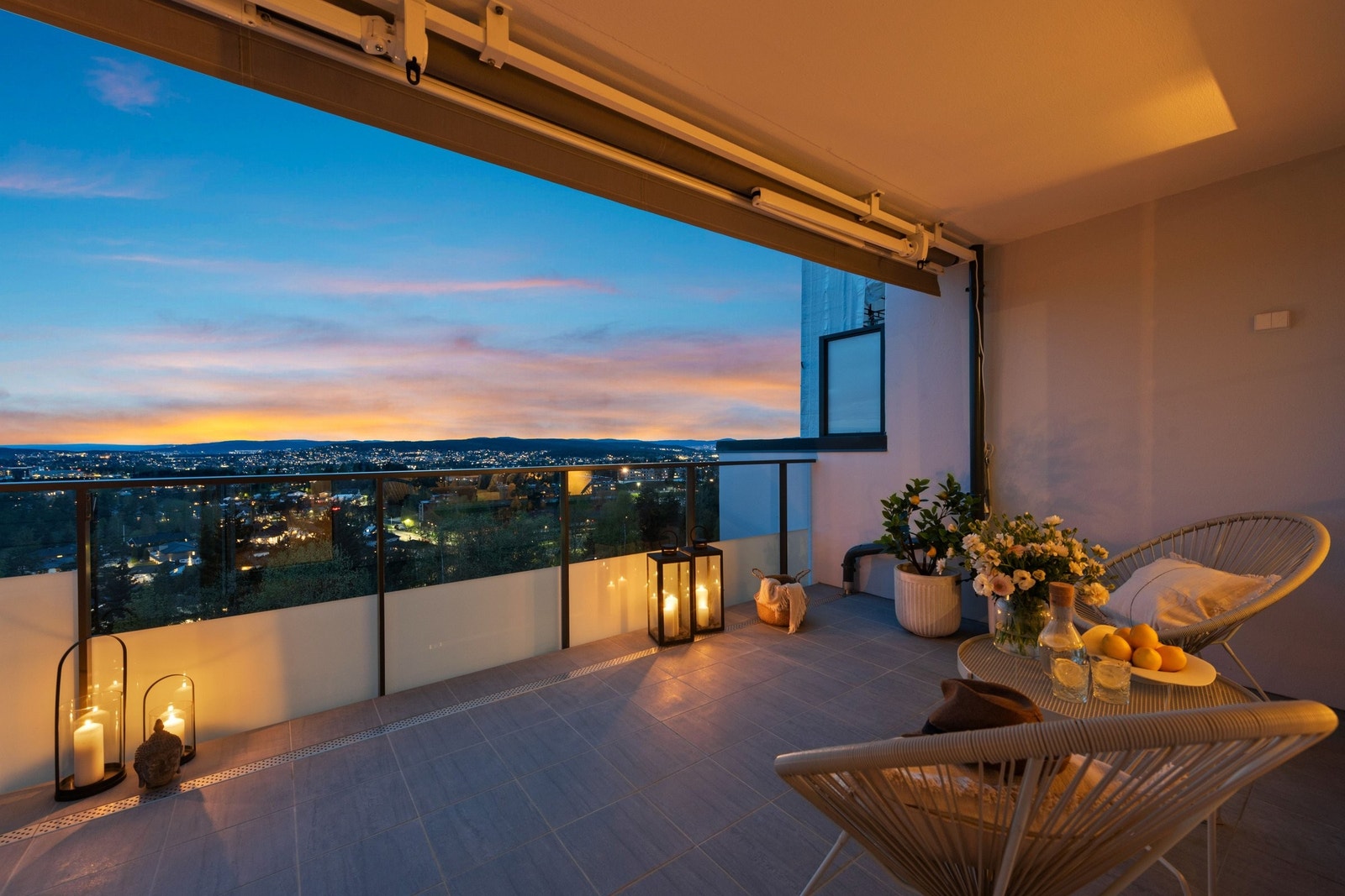 Her kan man nyte mange flotte solnedganger og hyggelige kvelder. Galleribilde