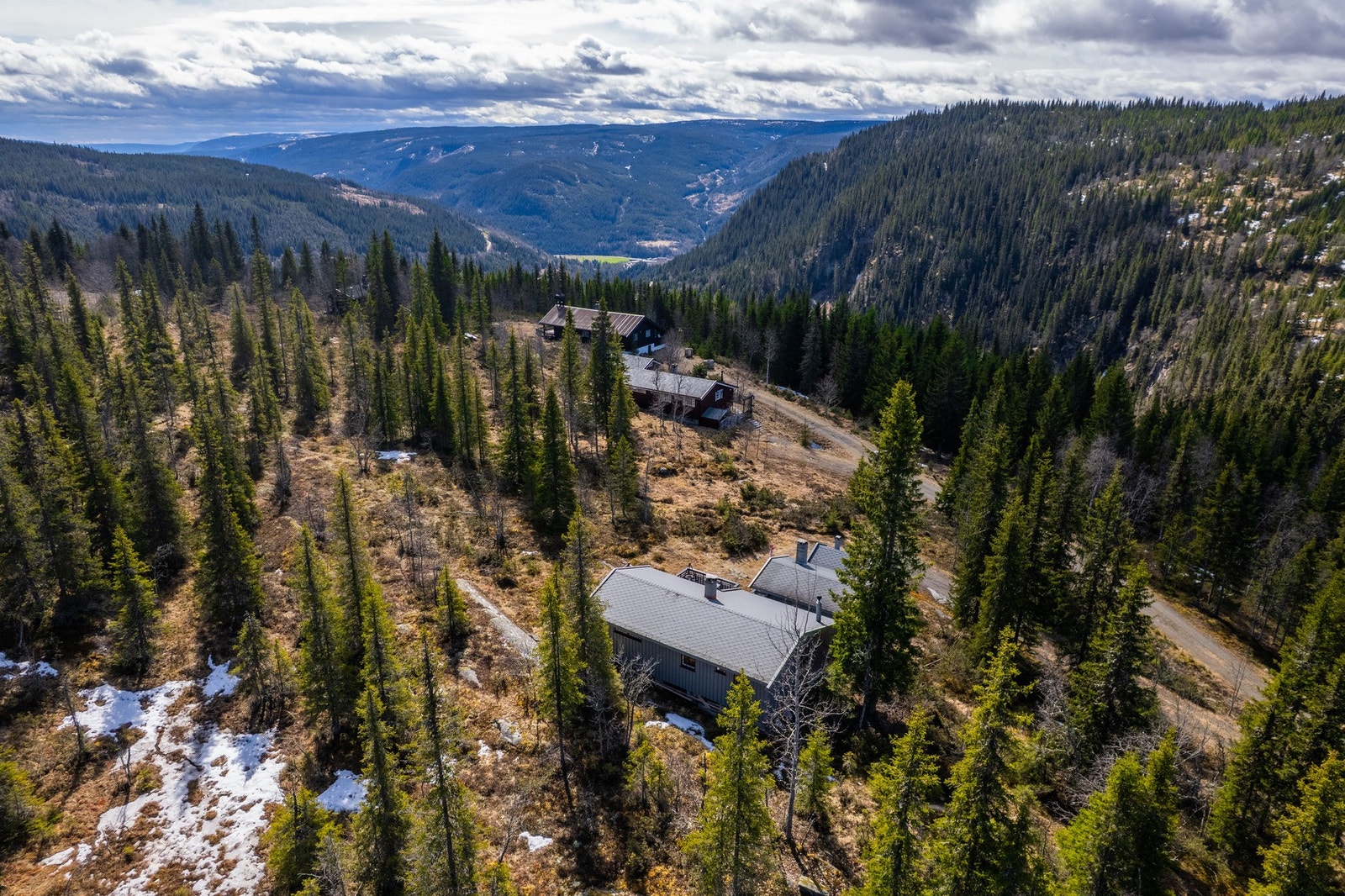 Her kan du utforske det varierte landskapet i ditt eget tempo - enten du vil på en kort ettermiddagstur eller en lengre dagstur i fjellterreng. Galleribilde