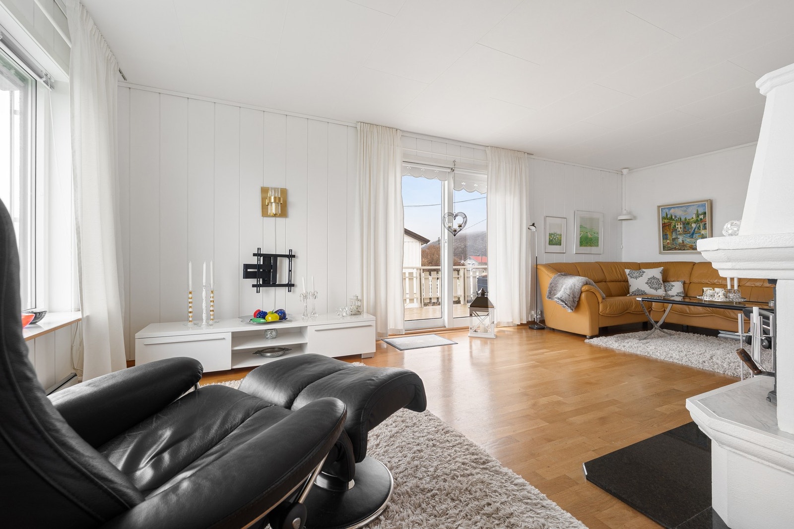 Adkomst til veranda med skyvedører i glass Galleribilde