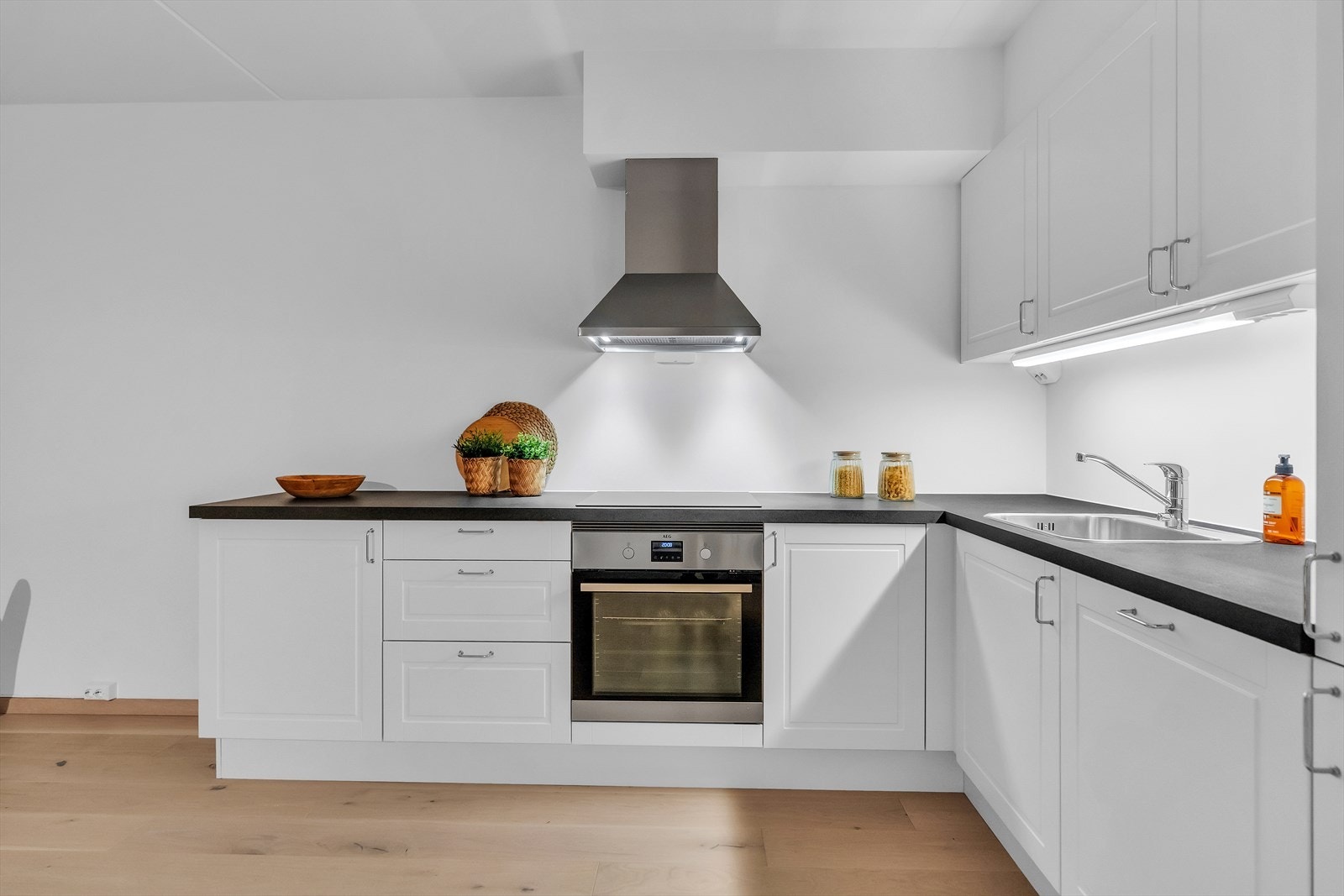 Kjøkkenet er fra HTH. Galleribilde