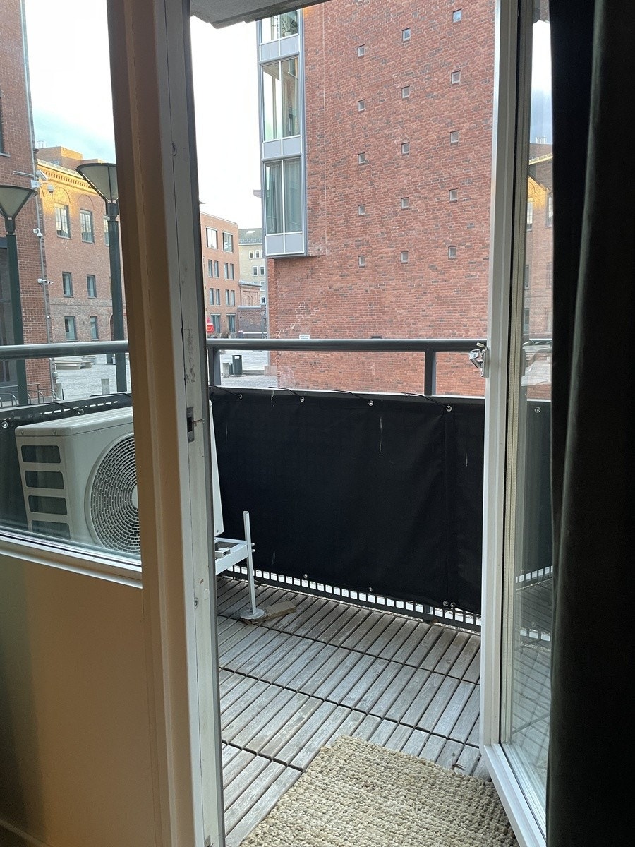 Utgang til balkong (høy første etasje) Galleribilde