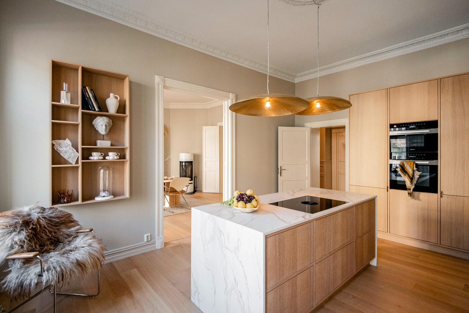 Kjøkkenet er utstyrt med høykvalitets benkeplate av typen Dekton levert av Spanske Cosentino Galleribilde