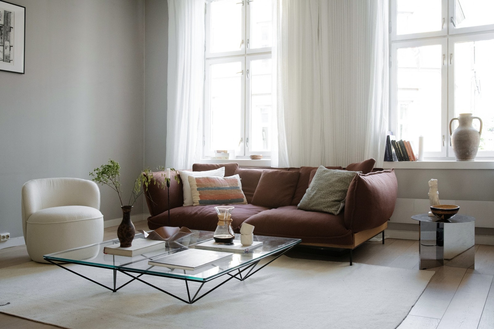 Dette er en stor og tiltalende 4-roms leilighet i et av Grünerløkkas mest ettertraktede kvartaler. Galleribilde