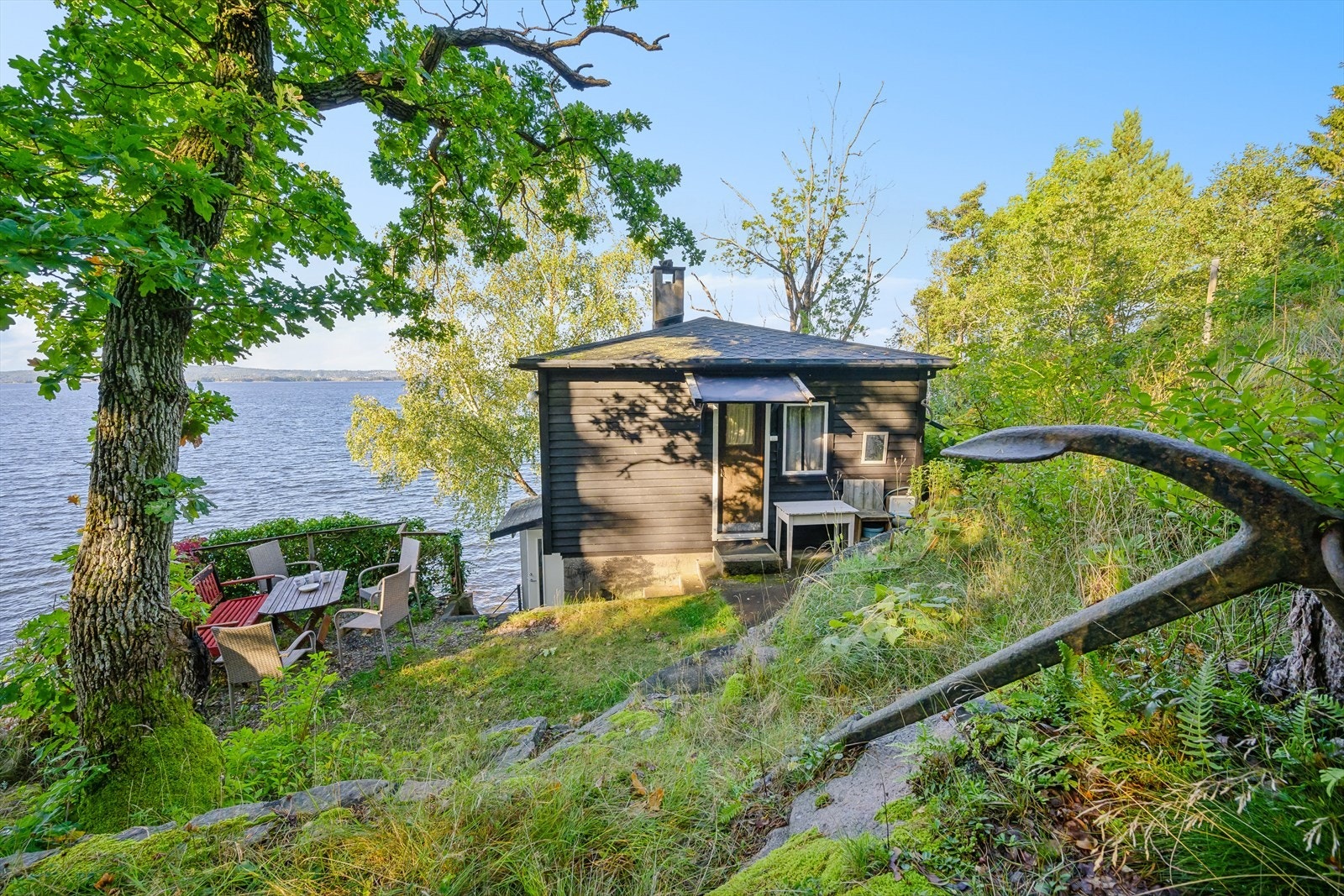 I 2021 fikk hytta ny fordelingstavle i sikringsskapet, og det elektriske anlegget i 1. etasje ble fornyet. Galleribilde