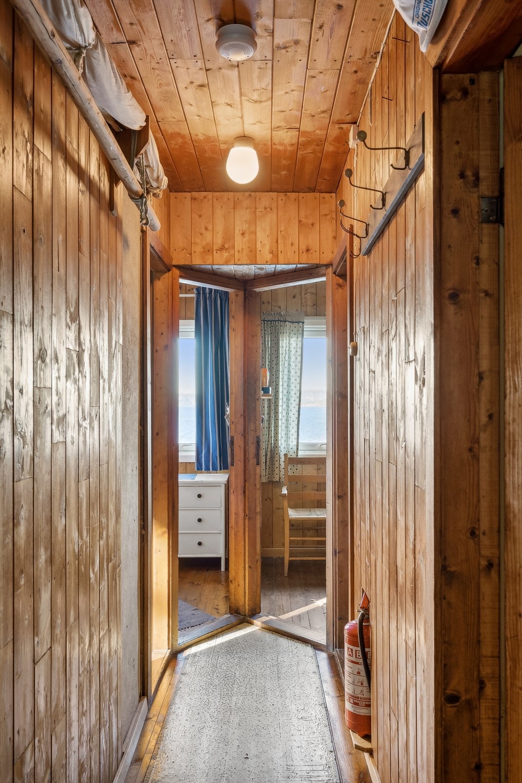 Planløsningen i 2. etasje består av fem soverom. Galleribilde