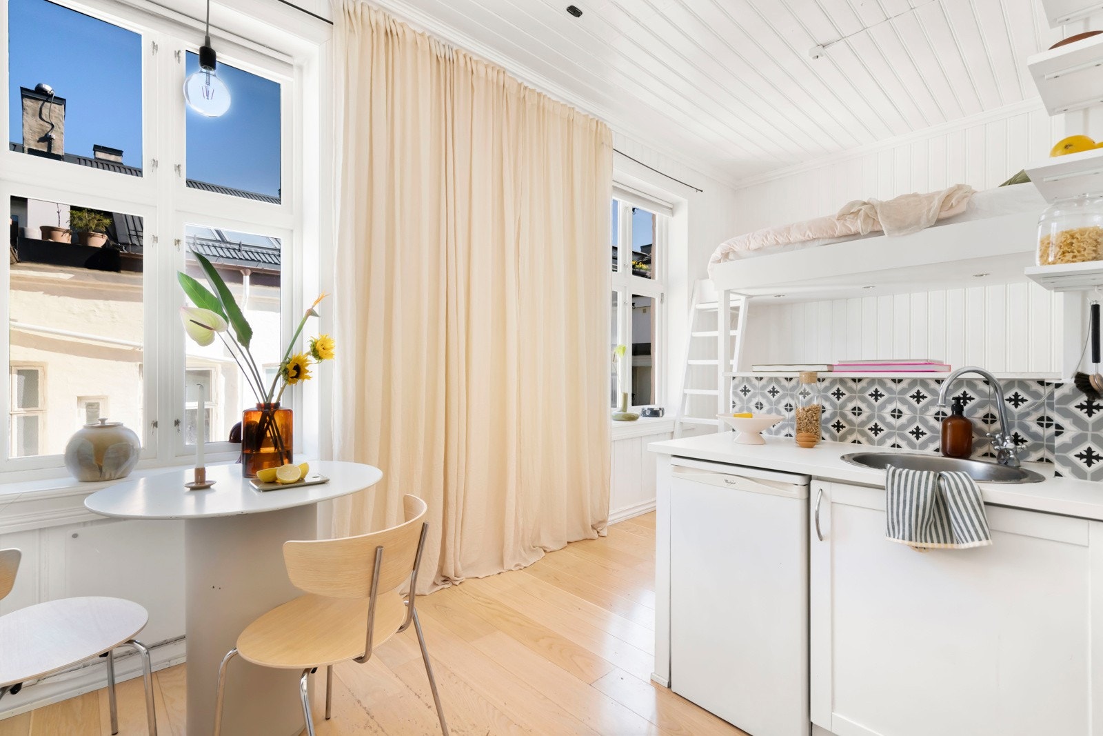 Tor Martin Tinderholt v/Privatmegleren Aksept har gleden av å presentere Stensgata 8C! Galleribilde