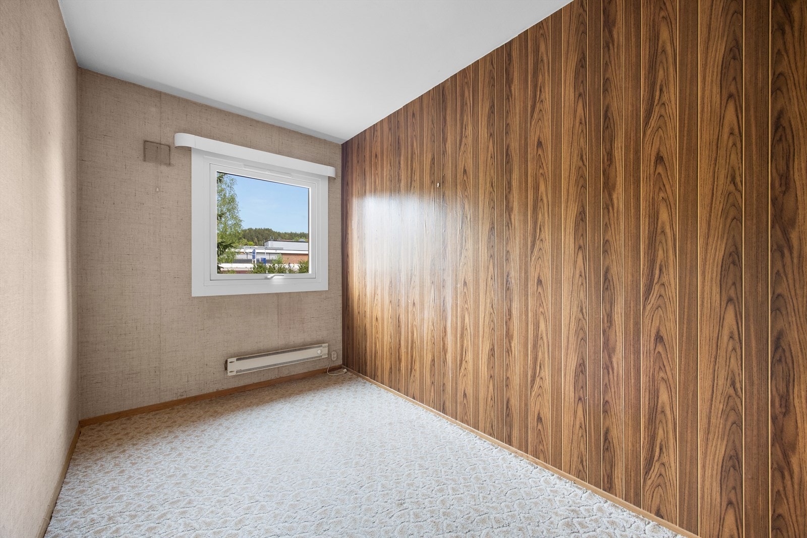 Leilighets andre soverom er av god størrelse, som passer både til barnerom, gjesterom eller kontor. Galleribilde