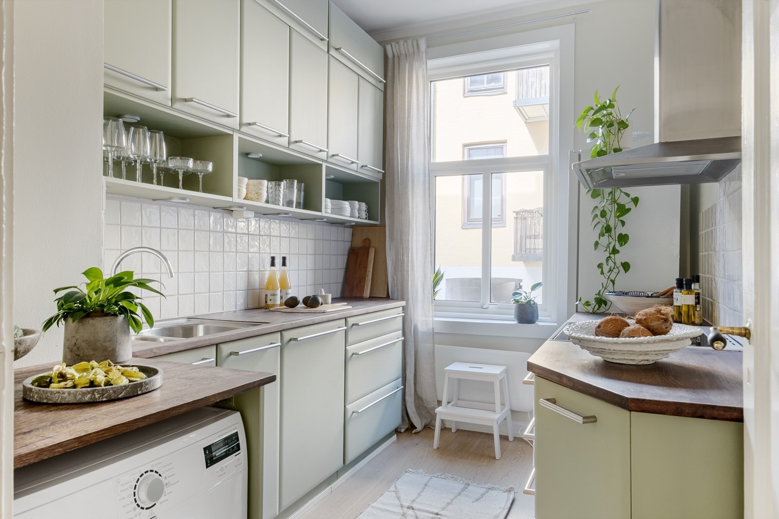 Separat og romslig kjøkken. Galleribilde