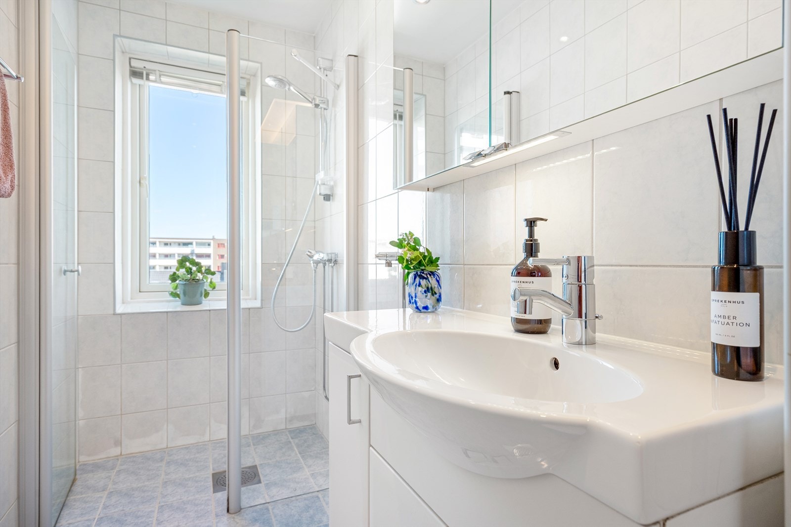 Pusset opp i 2006 i regi av borettslaget. Galleribilde