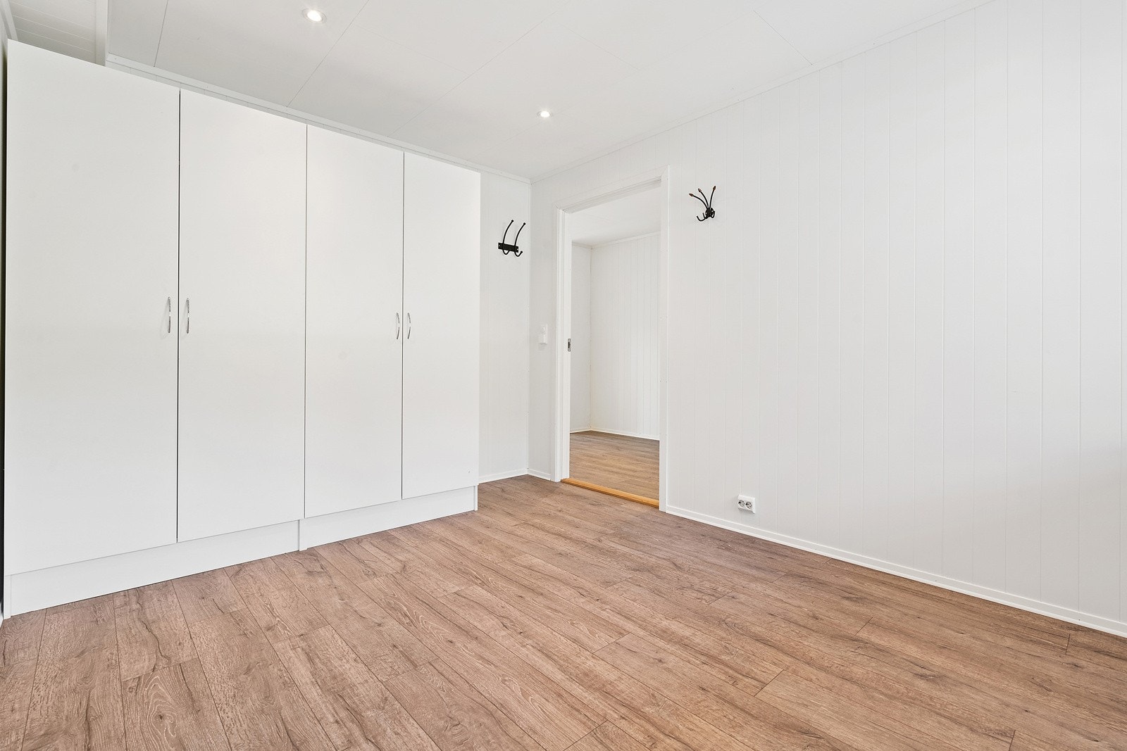 Ved behov kan soverommet også innredes med et skrivebord for hjemmekontorbruk. Galleribilde