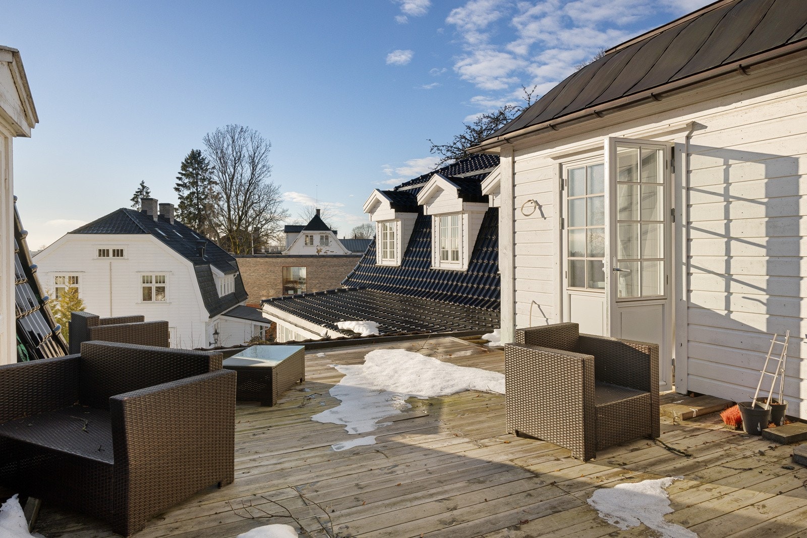 Takterrassen er en av mange uteområder med sol fra morgen til kveld. Galleribilde