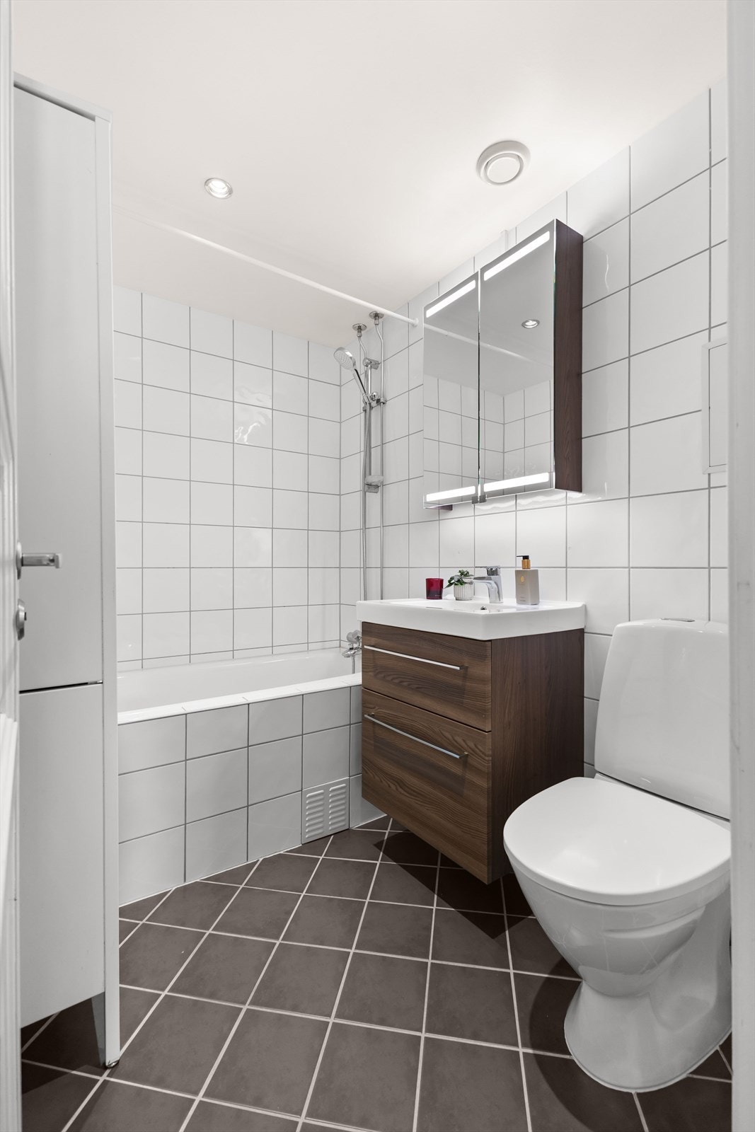 Baderomsinnredning fra 2019 Galleribilde