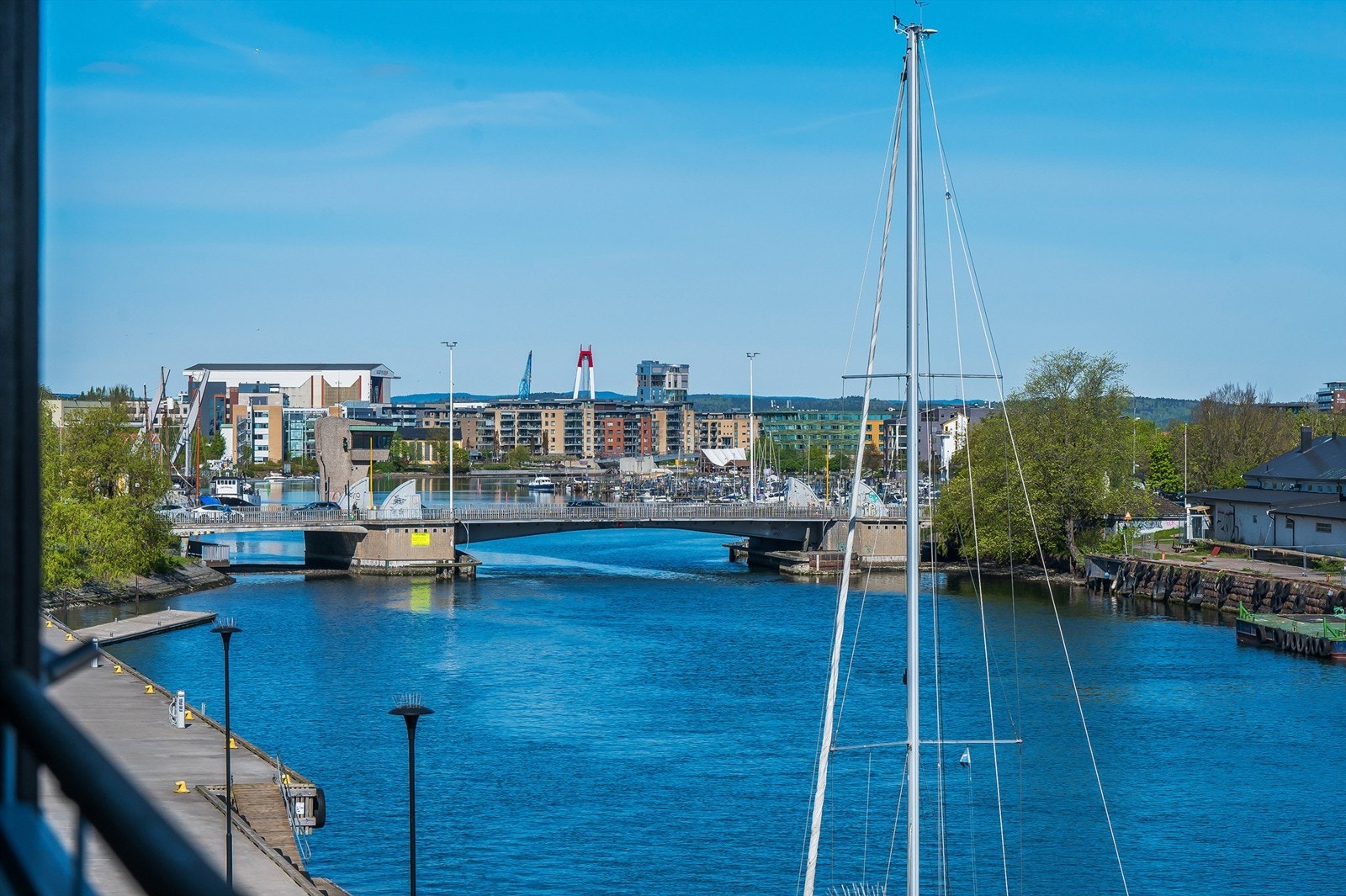 Utsikt mot kanalen og Tønsberg sentrum. Galleribilde