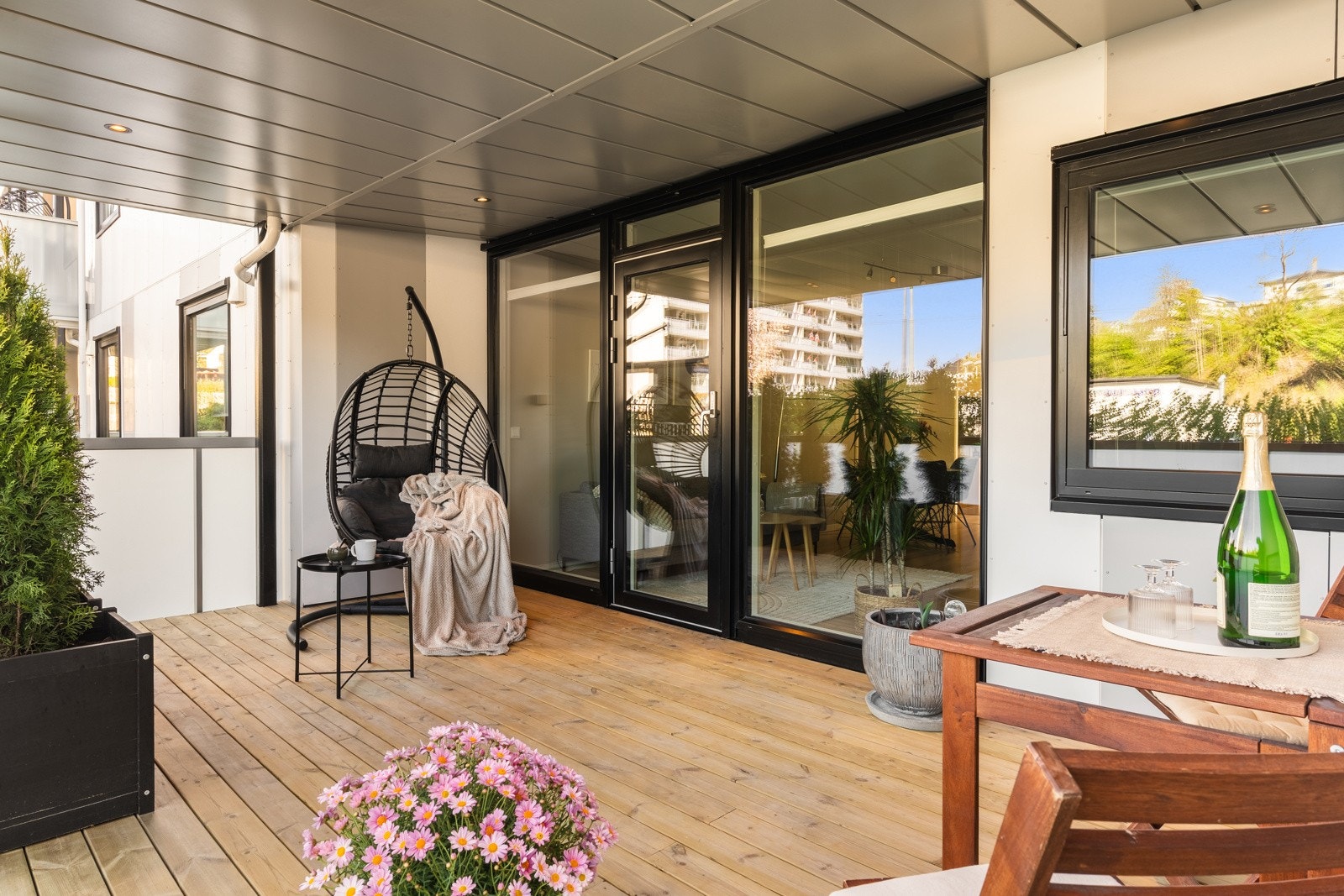 Flott 4-roms leilighet med sentralt beliggenhet i Laksevåg. Galleribilde