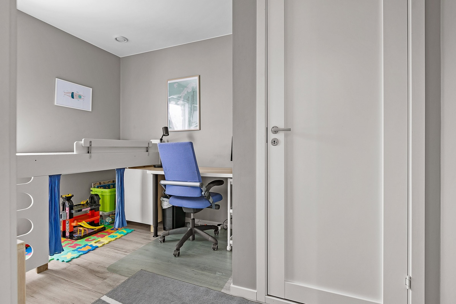 Soverom og teknisk rom Galleribilde