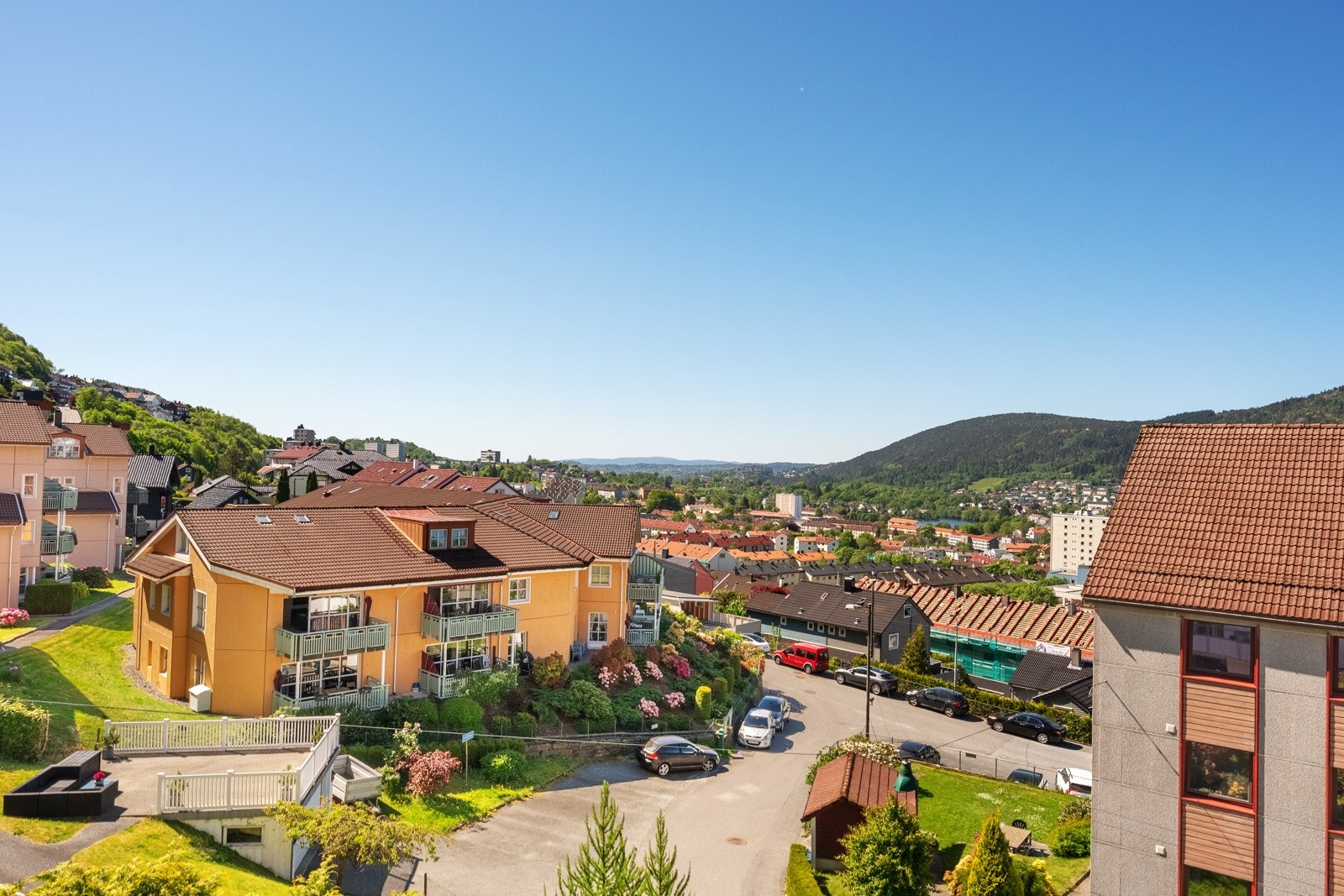 Boligen har en nydelig utsikt over Bergensdalen. Galleribilde