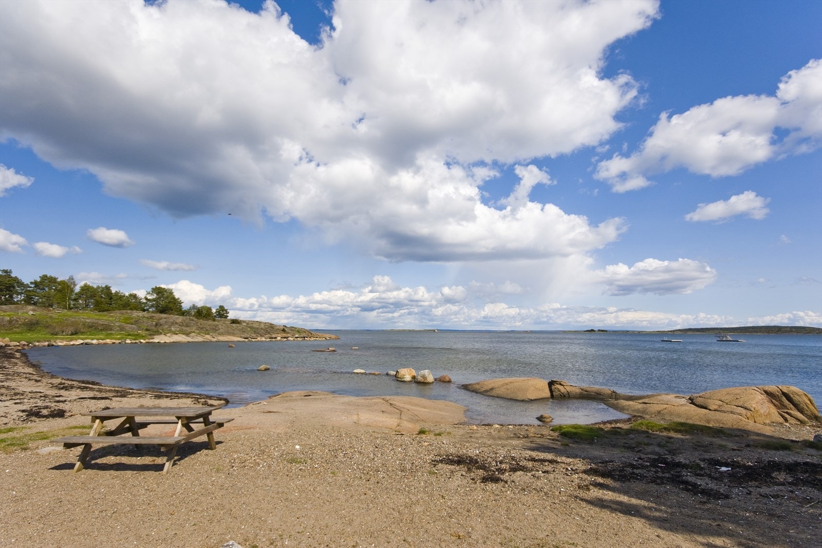 På Nøtterøy bys det på en rekke familiestrender, blant annet på Fjærholmen. Galleribilde