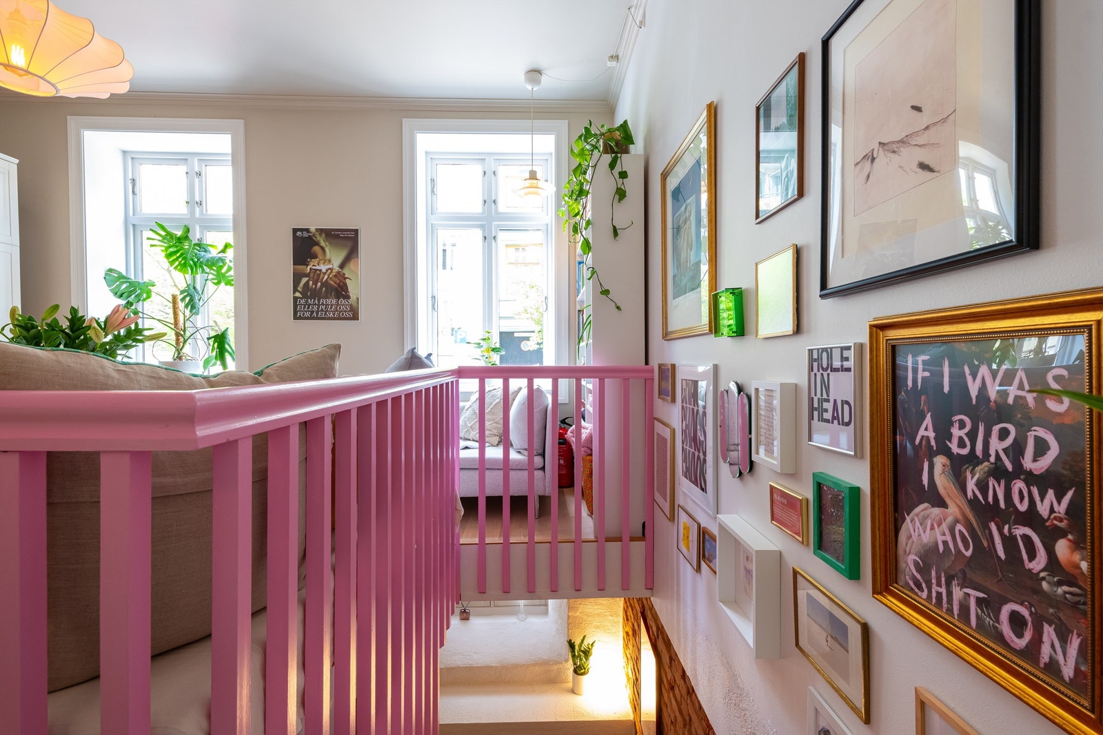 Store deler av leiligheten er nylig malt. Galleribilde