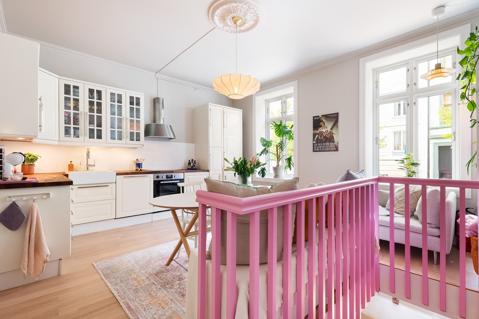 Stue/kjøkken. Galleribilde