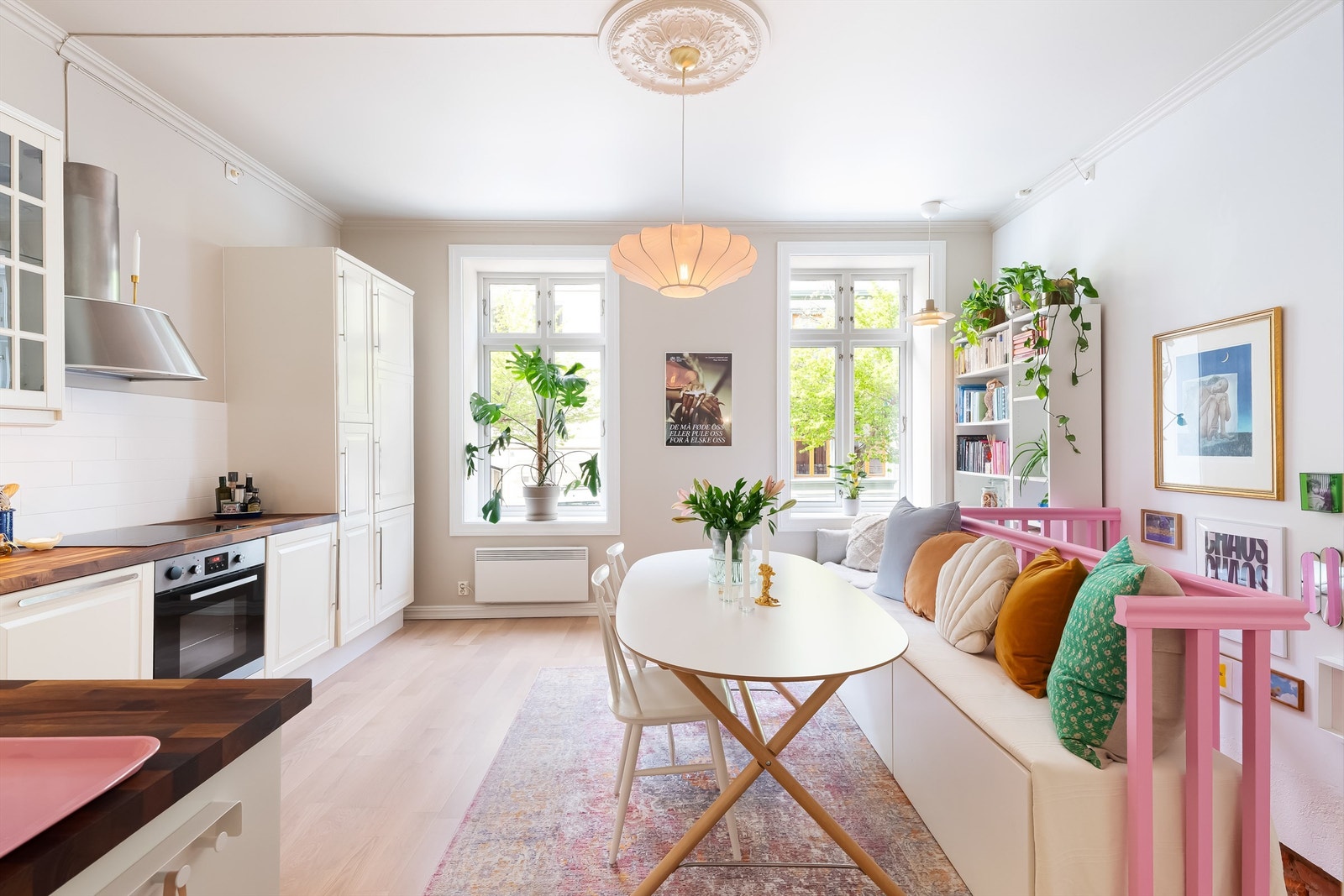 Velkommen til Sigurds gate 1 A! Presentert av Sara Marie Zachariassen Østbye v/ Krogsveen Eiendomsmegling. Galleribilde