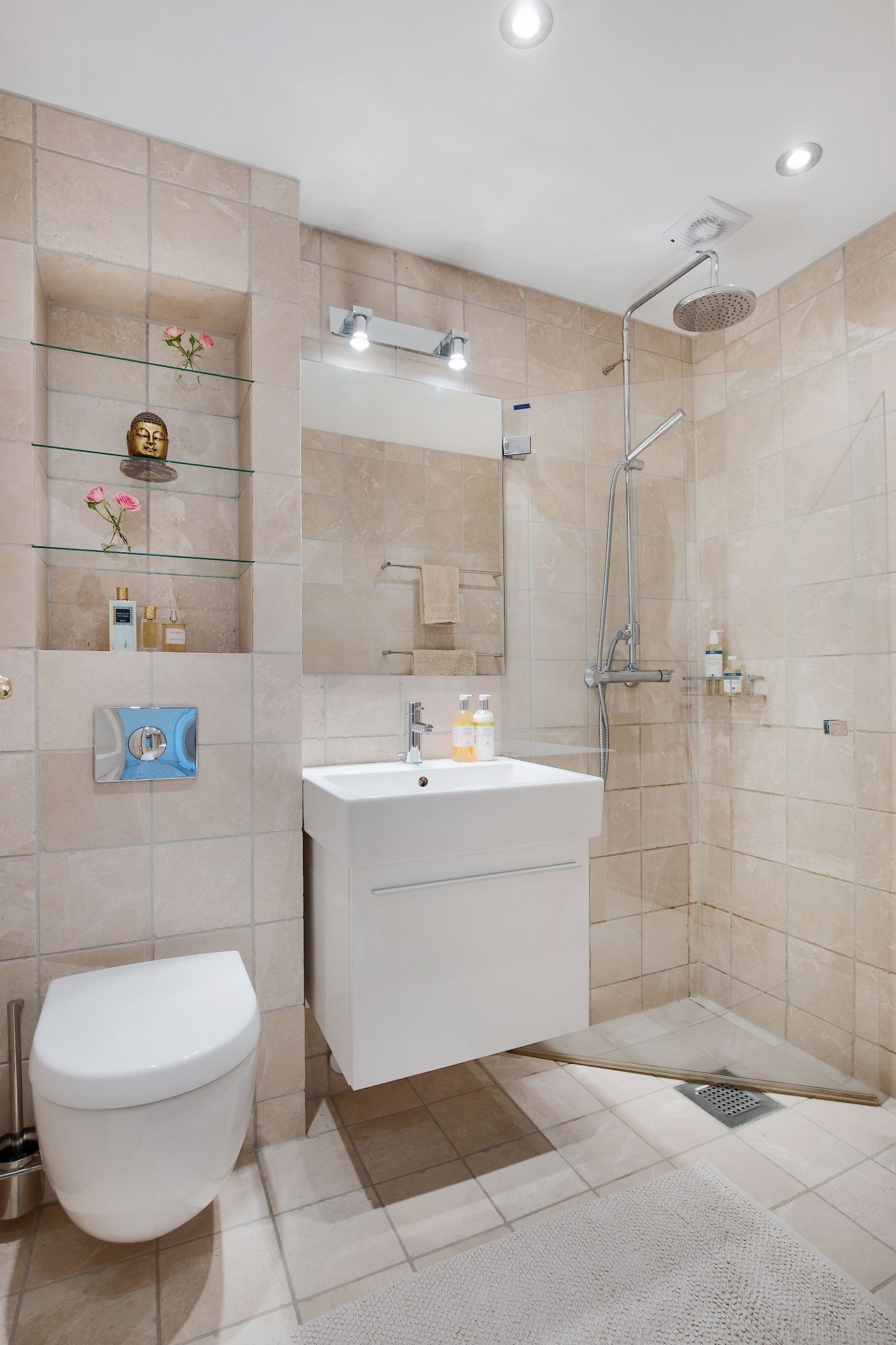 Flislagt bad Galleribilde