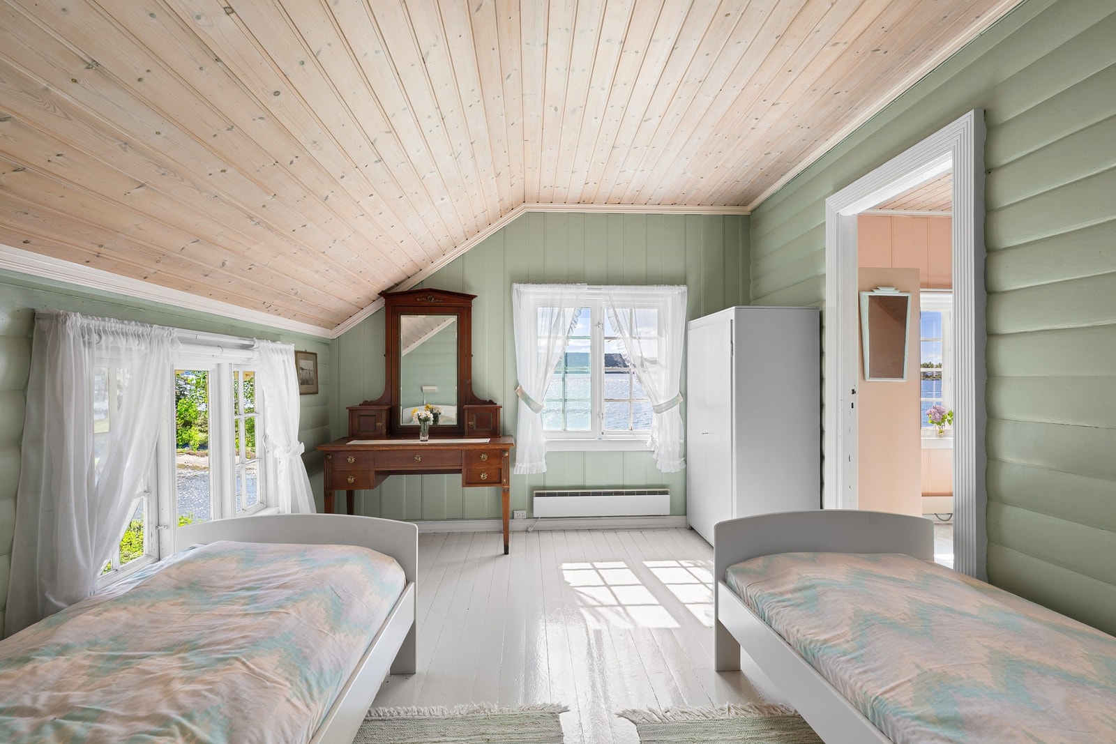 Soverom nr. 3. Galleribilde