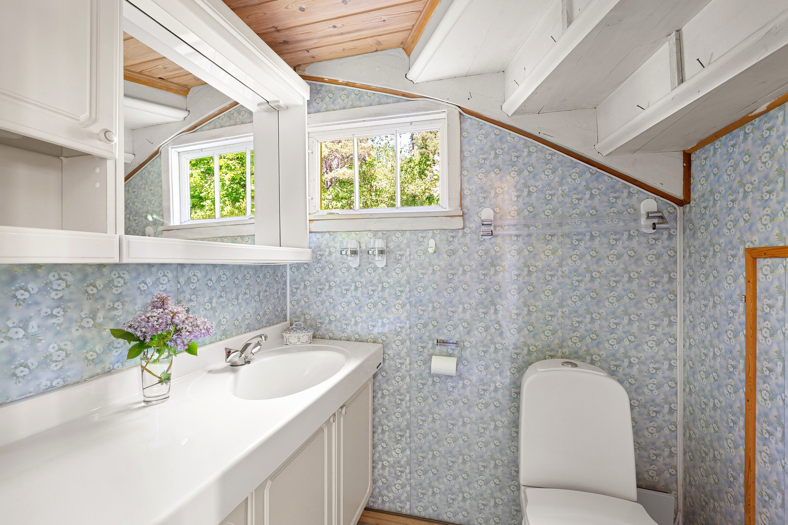 Badet i hovedhytta. Galleribilde